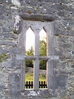 Irlande, Co Galway, Killarone, Aughnanure Castle, Fenetre de mur